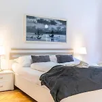 Deluxe 3Br Apt. Wiener Stadthalle - Suitable For Longstays