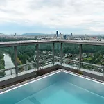 Luxury Apartment With View Over Vienna And Pool