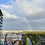 Luxury Apartment With View Over Vienna And Pool