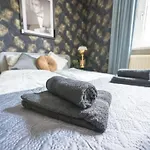 Big Luxury 3Br Near Center