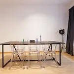 Luxury City Central Suite