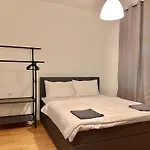 Aurellia Deluxe Apartments