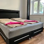 Comfortable 3Br Apt Prime Location In Vienna