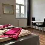 Comfortable 3Br Apt Prime Location In Vienna