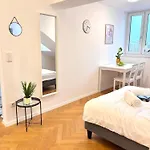 Simply Sec Apartment