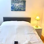 Simply Sec Apartment