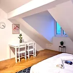 Simply Sec Apartment