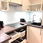 Simply Sec Apartment