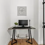 Noblenest Deluxe - Massage - Kaffee - Arbeitsplatz