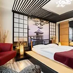 Hotel Urania