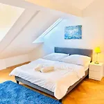 Simply Fourth Apartment