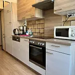 Comfy 3Br Apt Near Bahnhof Meidling