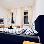 Cozy 2Br Apartment Ideal For Families & Long Stays