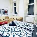 Cozy 2Br Apartment Ideal For Families & Long Stays