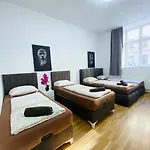 Family Studio- 7 Minutes To Schoenbrunn Palace