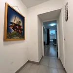 Lovely Apartment Near Amusement Park With Free Wifi