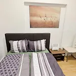 Cozy Room In Stadthalle Area
