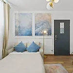 Art Apartment Bi
