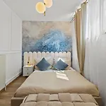 Art Apartment Bi