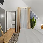 Art Apartment Ej