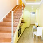 Golden Lion Apartment By Jr City Apartments