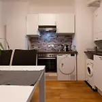 Vienna Central Feel Like Home