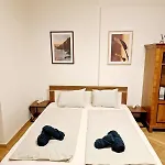 Vega Apartments - Schoenbrunn 2