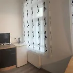 Ganze Klein Unterkunft 1100 Wien