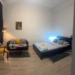Ganze Klein Unterkunft 1100 Wien