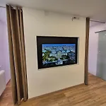 Lapi Apartment - Contactless Check In