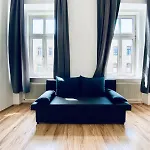 Comfy 3Br Apt In Prime Location