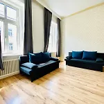 Comfy 3Br Apt In Prime Location