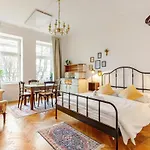 Apartment In Quiet Location Near Center