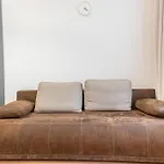 Modern 1Br Apart- Suitable For Longstays