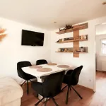 Vienna Prestige Luxury 3Bd Villa