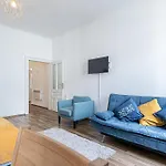 Explore Vienna: 1Br Retreat Near Westbahnhof