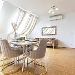 Luxury 3Br And1 Lr Apartment In The Heart Of Vienna