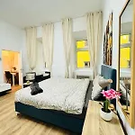 Comfortable 5Br Shared Apt 10 Minute Walk To Matzleinsdorfer Platz