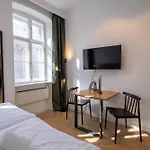 Premium Studio Nahe Uno-City Und Vic I Levestate