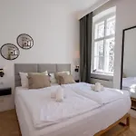 Premium Studio Nahe Uno-City Und Vic I Levestate