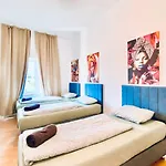 Spacious 4-Bedroom Shared Apartment For Big Groups