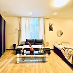 Central King Studio - 10 Mins Walk From Downtown