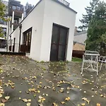 Moeblierte Wohnung + Parkplatz Und Terrasse
