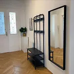 Cosy Apartment In Mariahilf Close To Citycenter