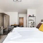 Neu! Apartment Mit Klimaanlage, Nahe Hauptbahnhof