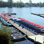 Ursula Rose Collection An Der Donau