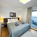 Free Parking - Cityview Apartment - Rooftop-Terrace - Central Station