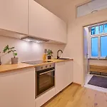 Posh Studio Apartment - Klassisch & Schick