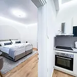 Apartment Noble