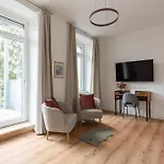 Sophienne Apartments